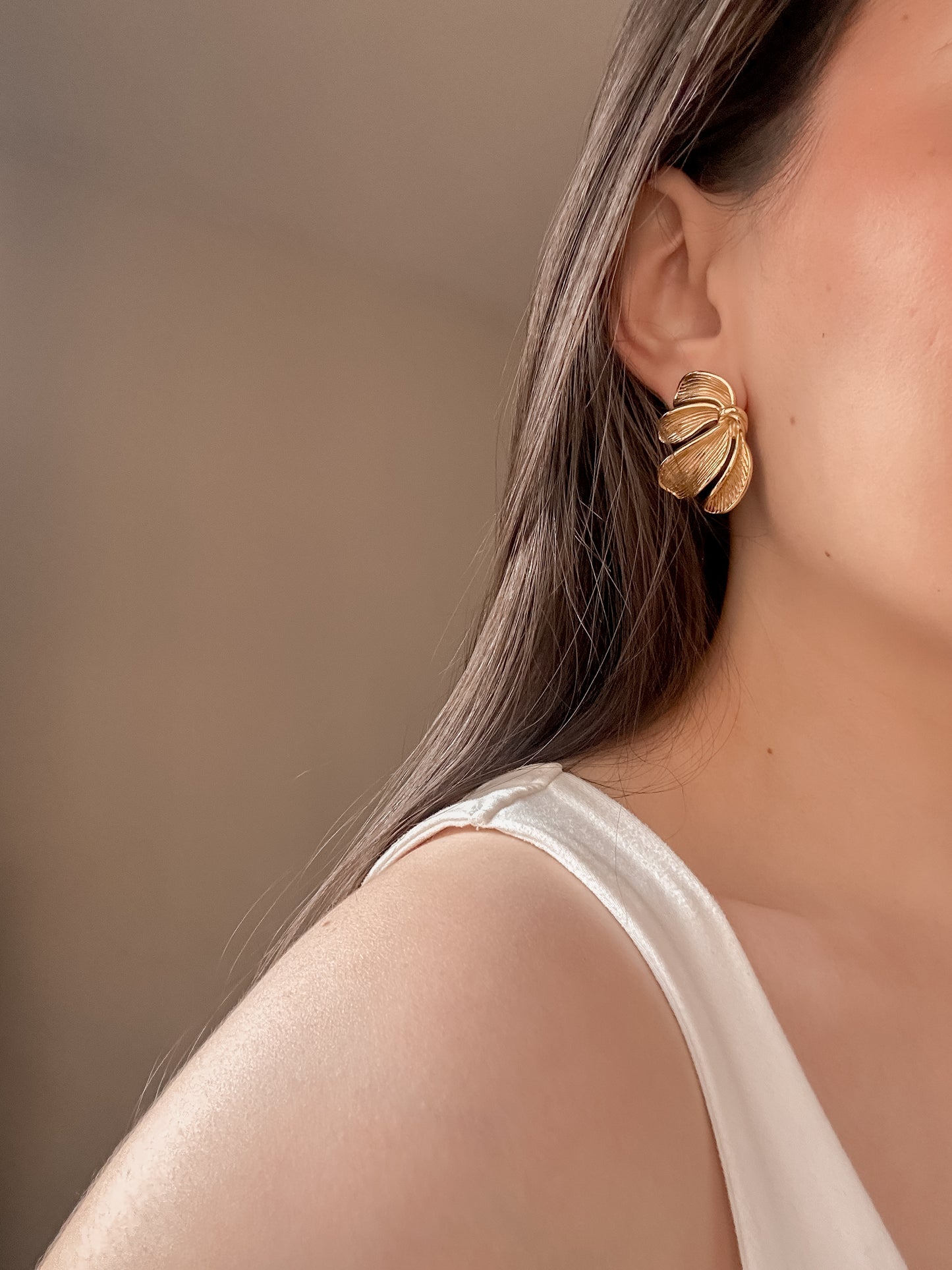 Magic petals earrings